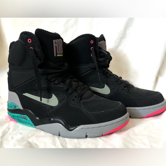 Nike Air Command Force RARE - Picture 1 of 7